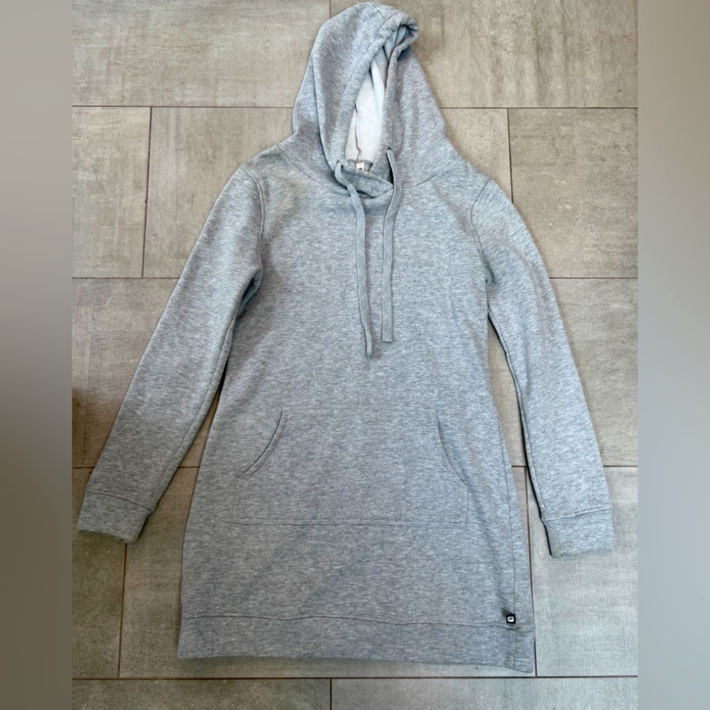 Fabletics grey sweatshirt tunic/dress is perfect! Perfect out or to lounge in ☺️